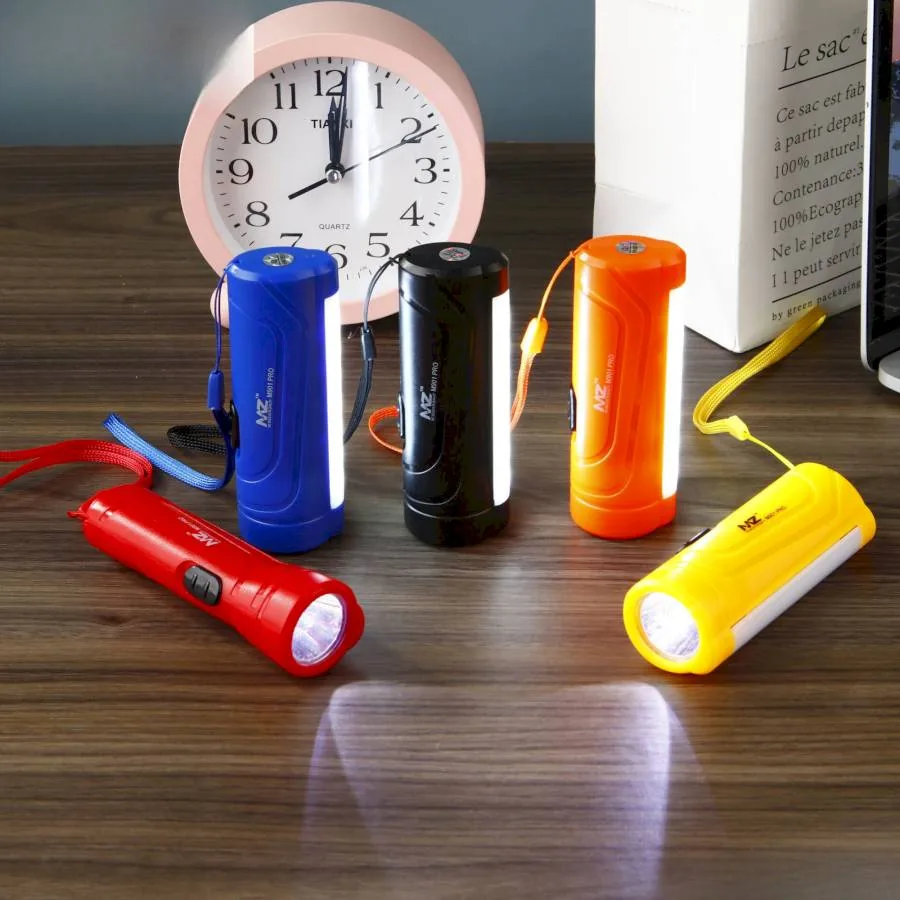 M901 PRO LED Torch — image 2